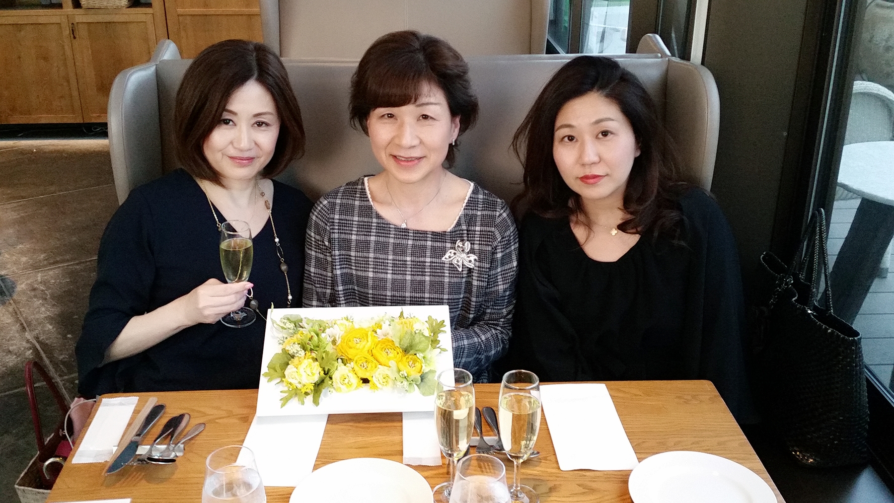 MAKEUP_20170416102835_save